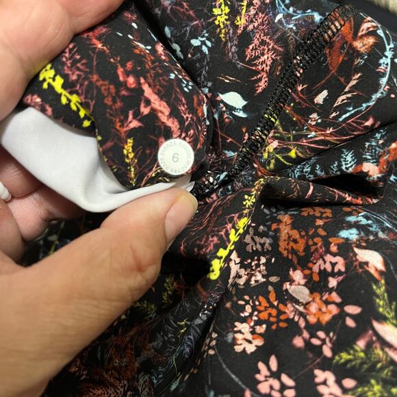 Lululemon invigorate high rise tight 25” in foliage overlay - Picture 11 of 11